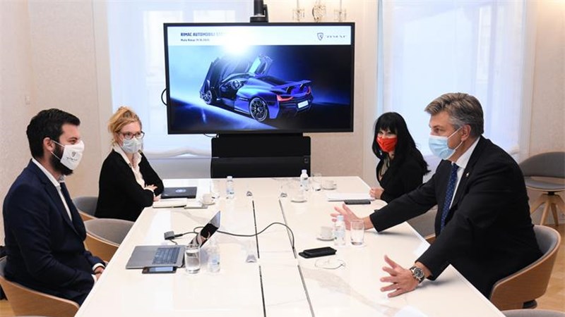 Plenković i Rimac o ulaganjima u razvoj industrije električnih automobila